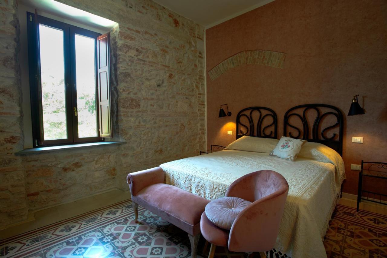 مبيت وإفطار Vaccarizzo Albanese Palazzo Scura المظهر الخارجي الصورة